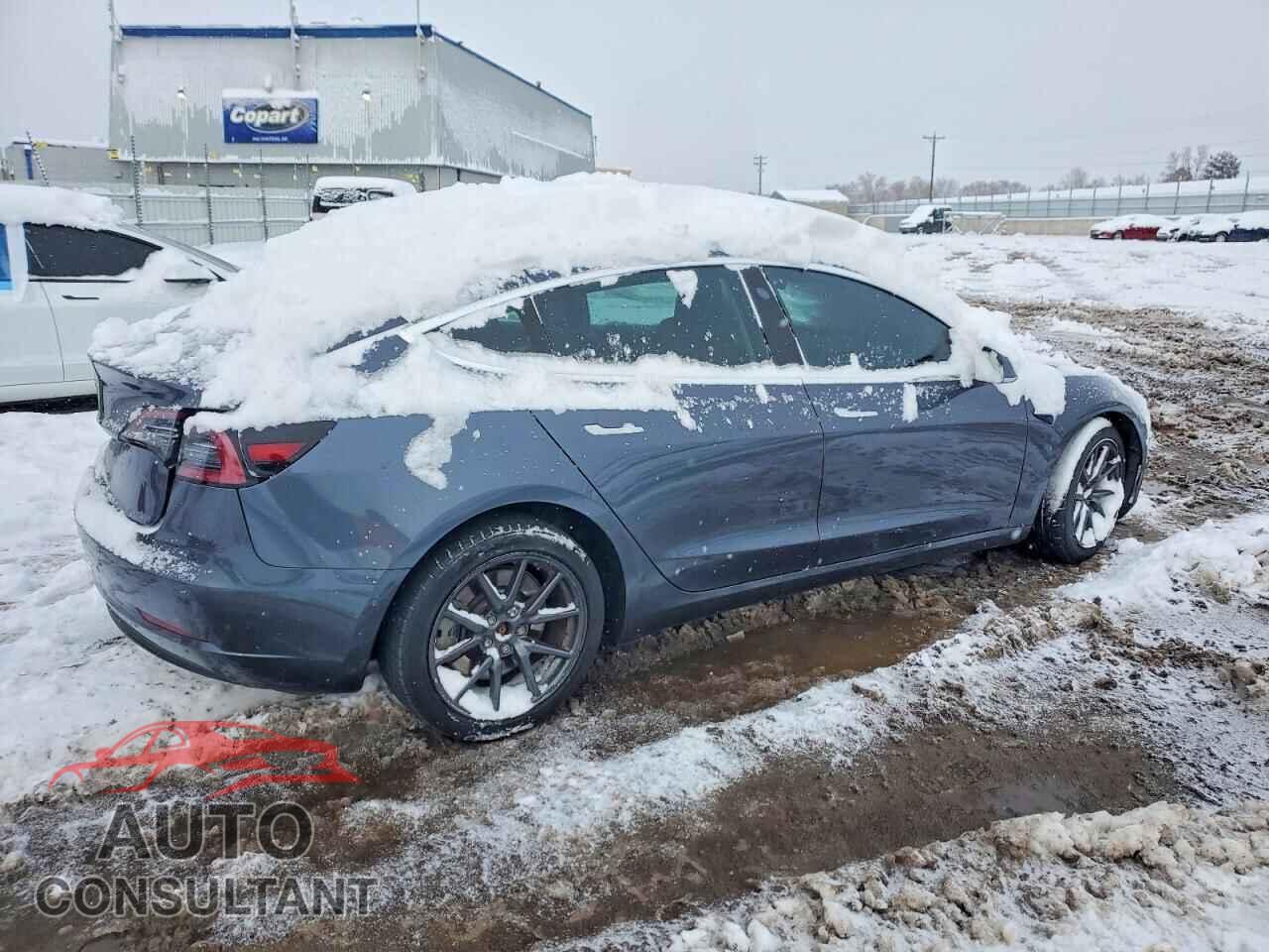 TESLA MODEL 3 2018 - 5YJ3E1EB0JF104053