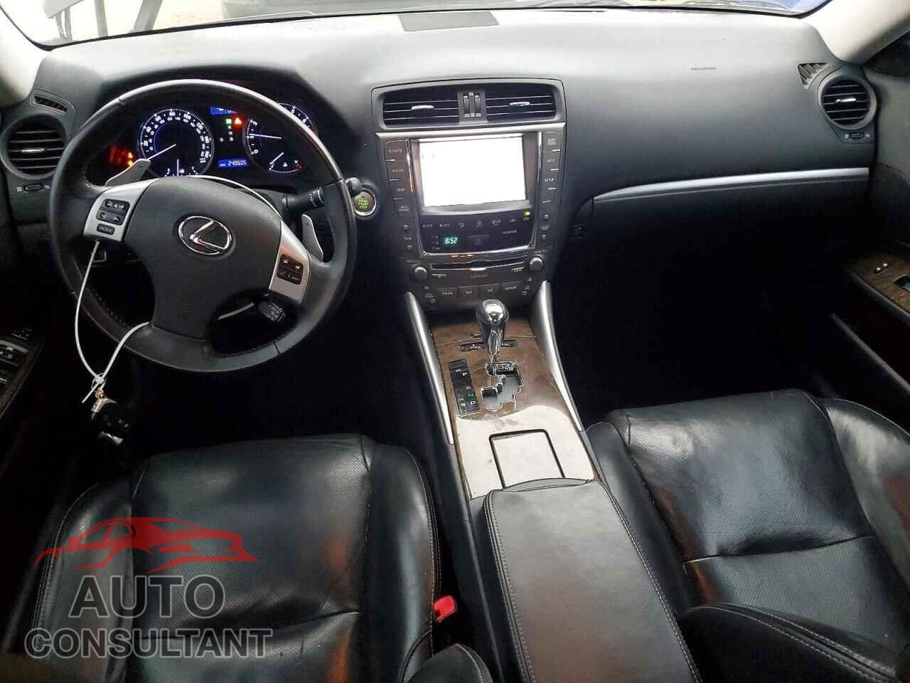 LEXUS IS 2011 - JTHBF5C29B5144720