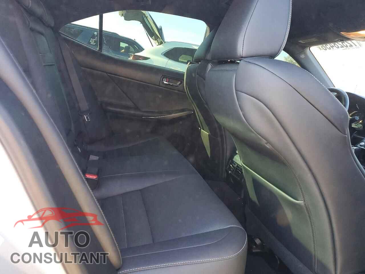 LEXUS IS 2014 - JTHCE1D27E5004927