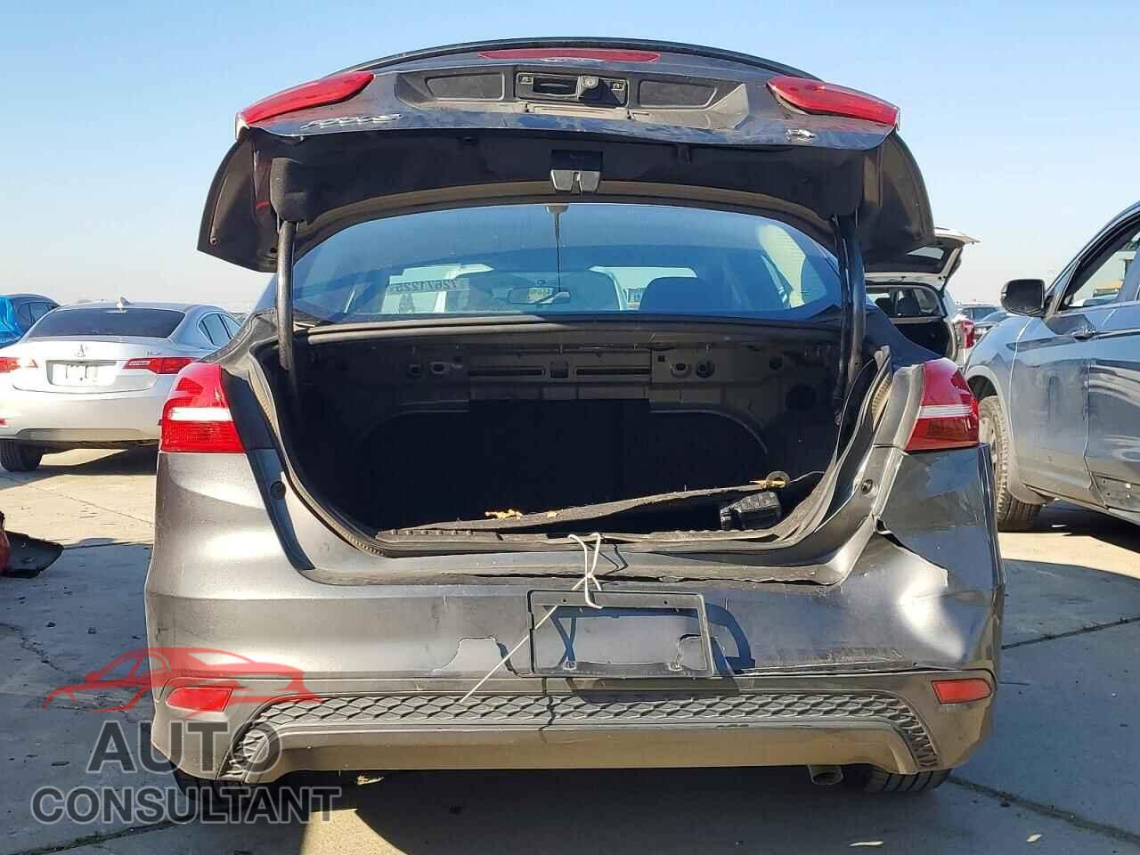FORD FOCUS 2016 - 1FADP3F29GL254621