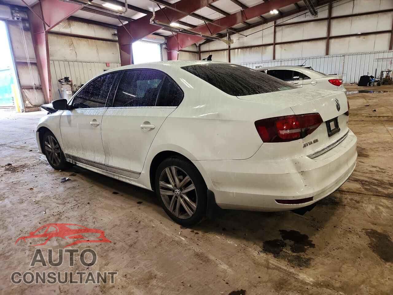 VOLKSWAGEN JETTA 2017 - 3VWL17AJ9HM384392