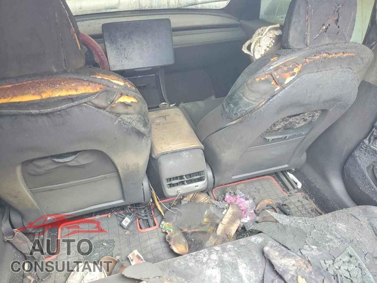 TESLA MODEL 3 2019 - 5YJ3E1EA7KF416010