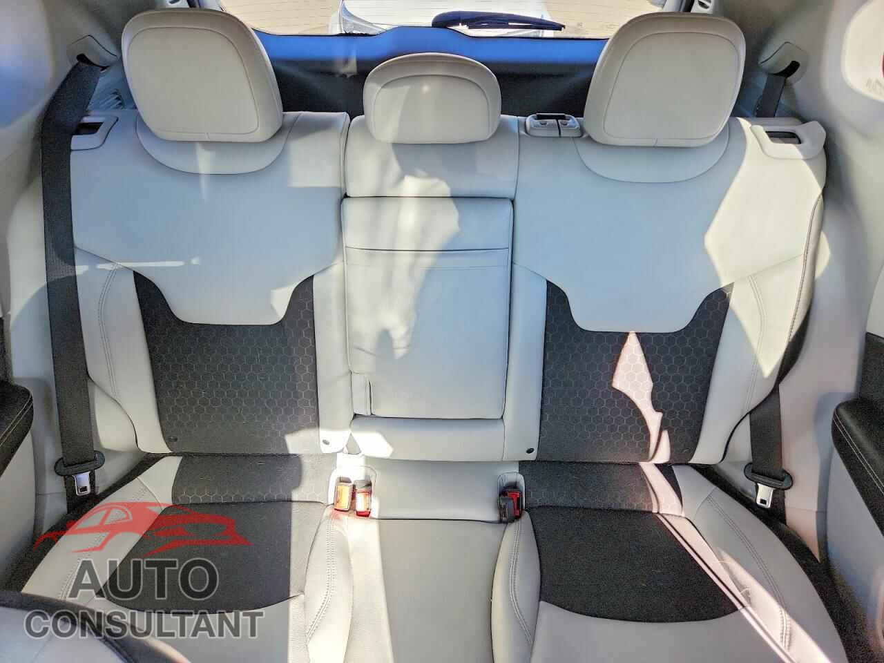 JEEP COMPASS 2019 - 3C4NJDBB4KT628027