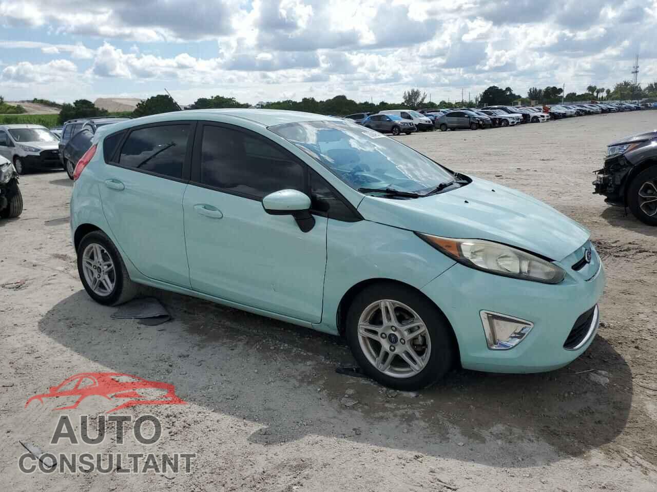 FORD FIESTA 2017 - 3FADP4EJ7HM109351