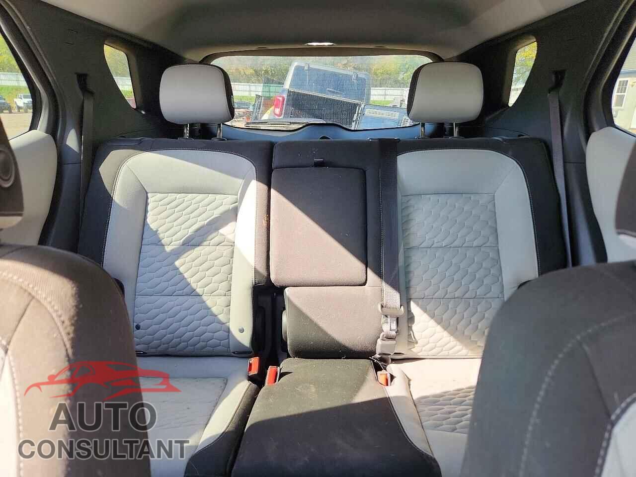 CHEVROLET EQUINOX 2018 - 3GNAXJEV2JS643087