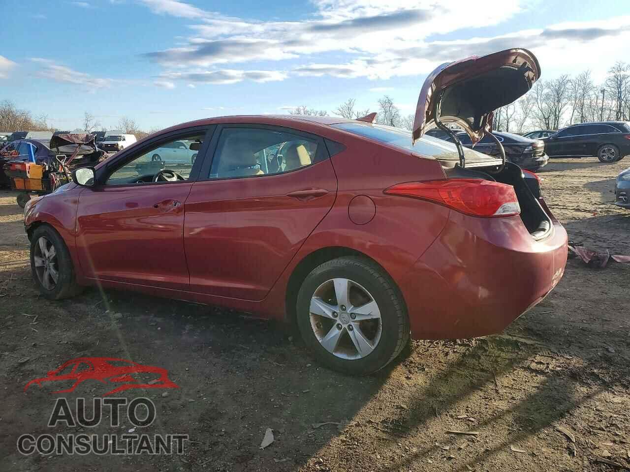HYUNDAI ELANTRA 2013 - 5NPDH4AE2DH322949