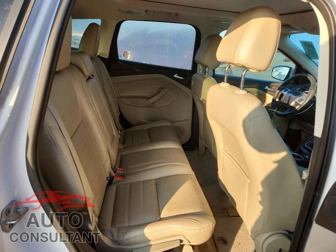 FORD ESCAPE 2014 - 1FMCU9J90EUA16004