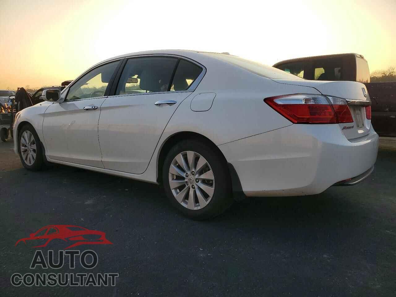 HONDA ACCORD 2015 - 1HGCR2F81FA028583