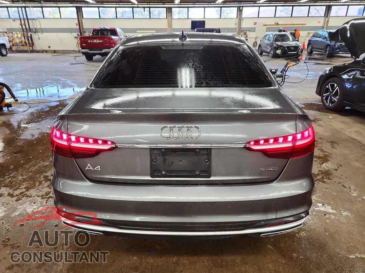 AUDI A4 2021 - WAUDAAF47MA028812