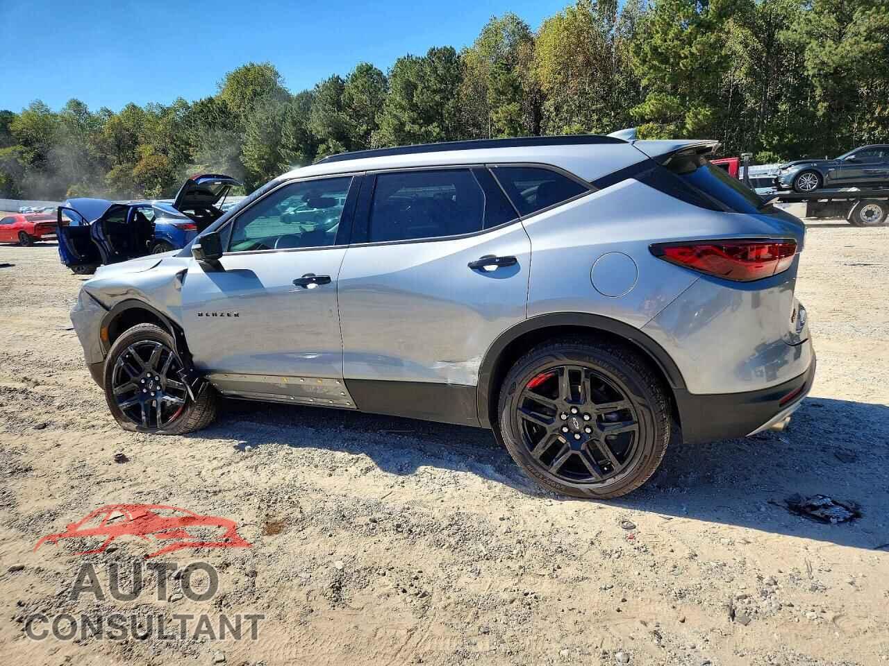 CHEVROLET BLAZER 2023 - 3GNKBDR47PS196450