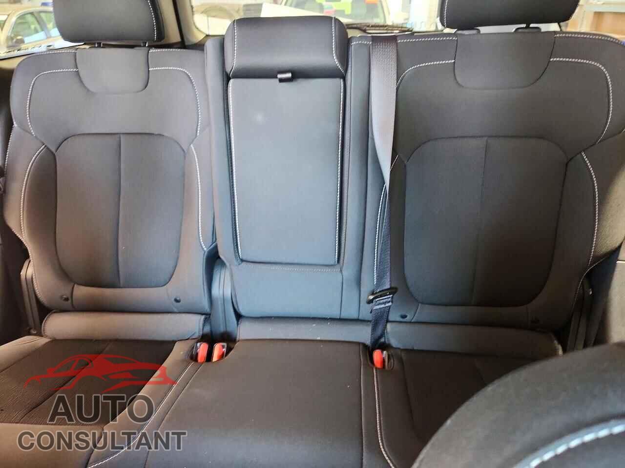 JEEP CHEROKEE 2023 - 1C4RJHAG5PC547899