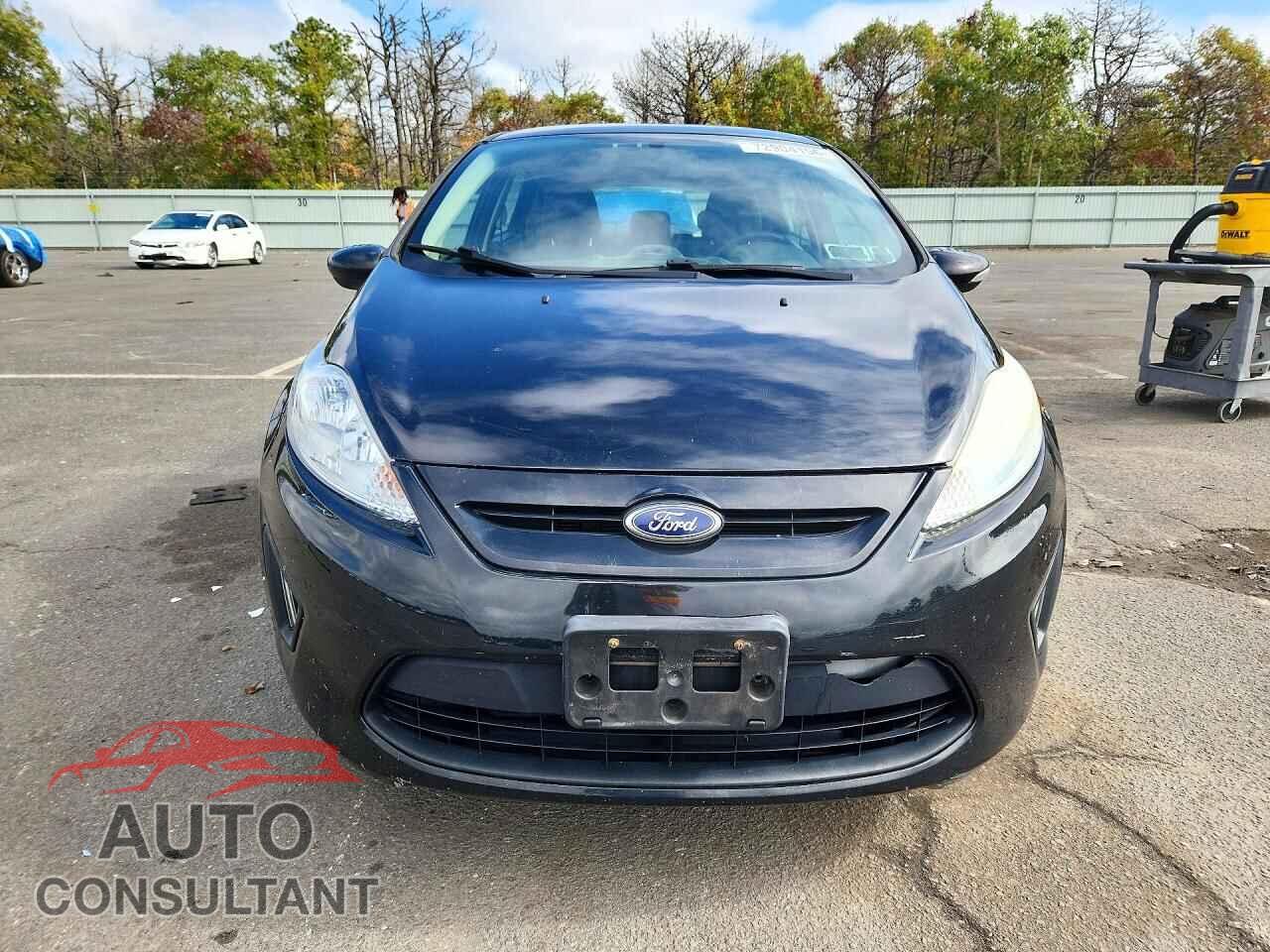 FORD FIESTA 2013 - 3FADP4EJ3DM227133