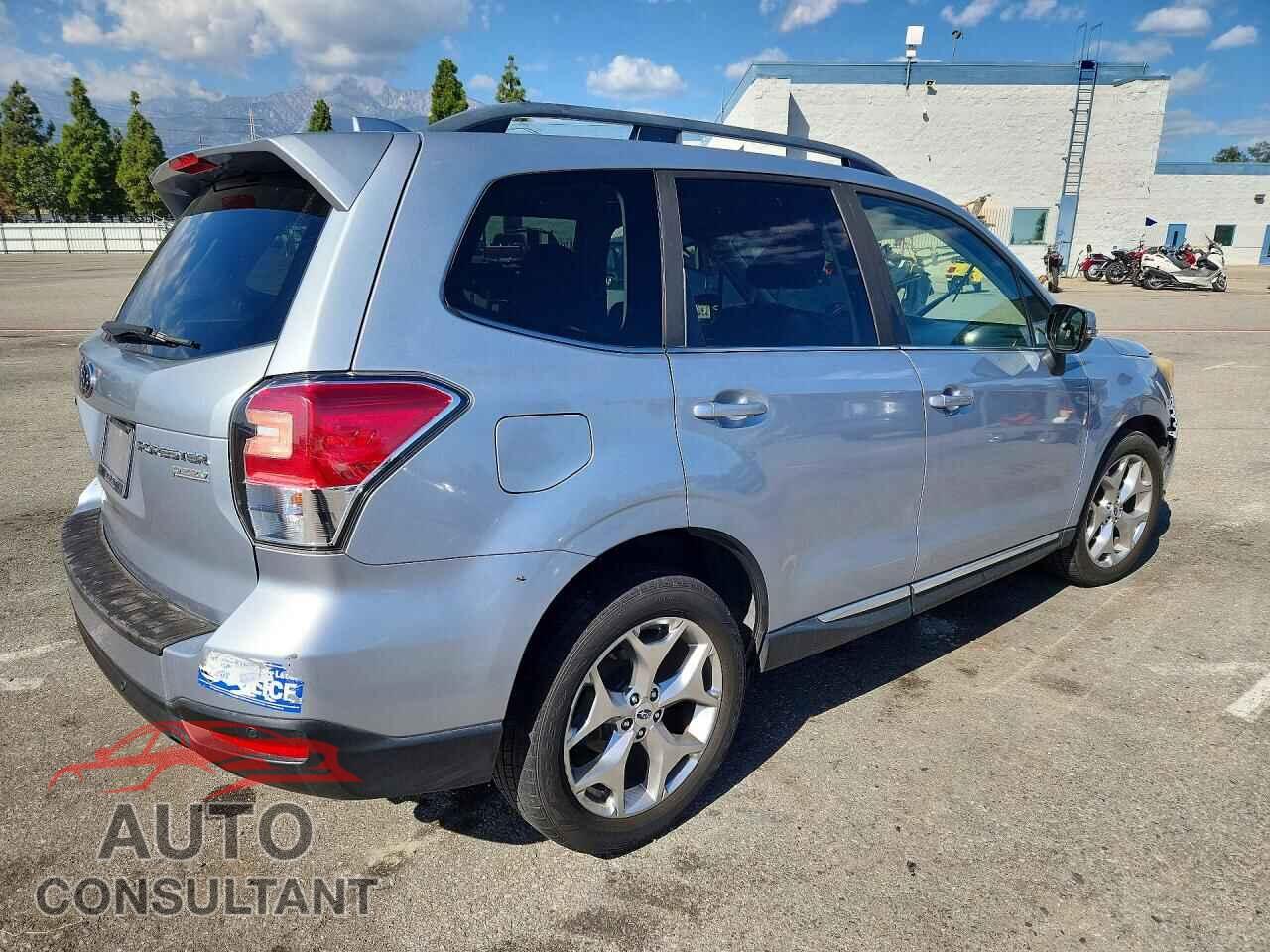 SUBARU FORESTER 2017 - JF2SJAWC8HH576138