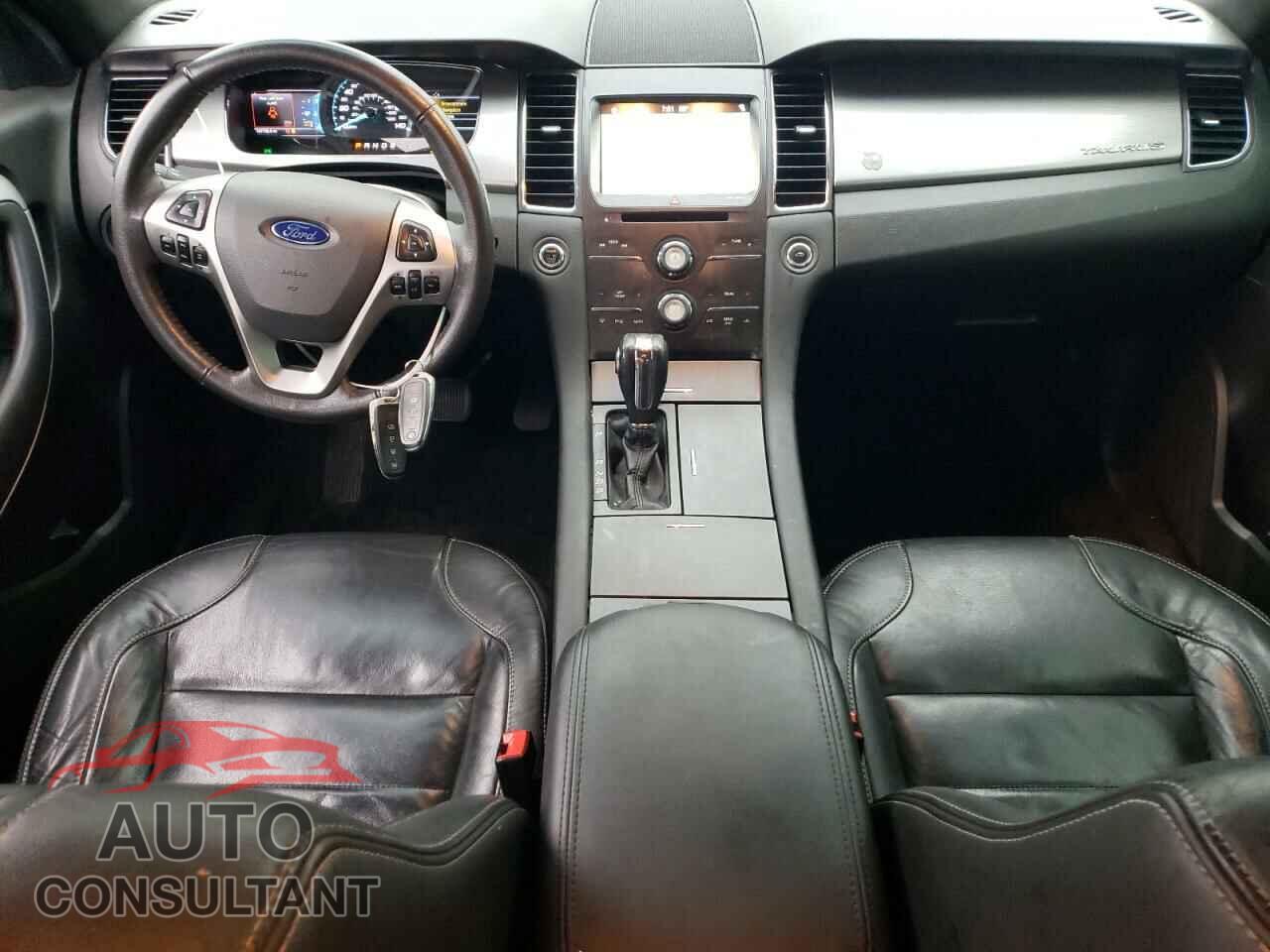 FORD TAURUS 2017 - 1FAHP2H80HG112651