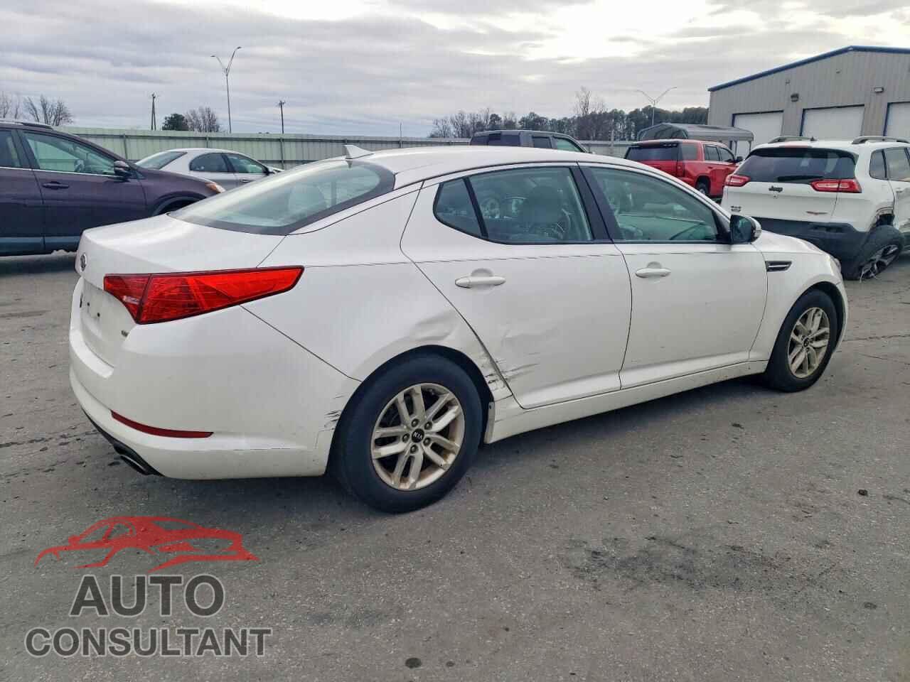 KIA OPTIMA 2011 - KNAGM4A74B5061103