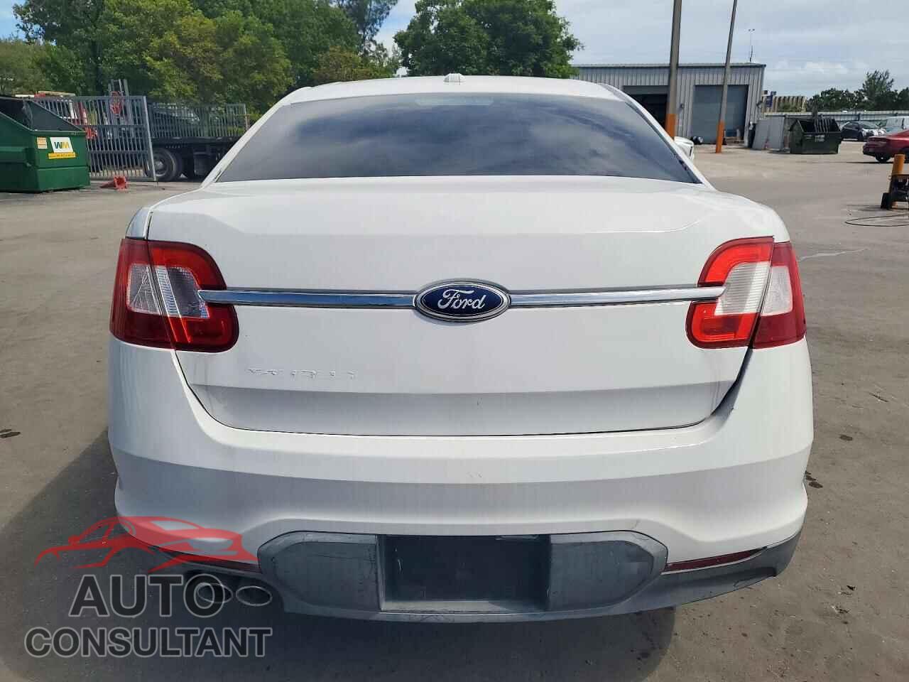FORD TAURUS 2011 - 1FAHP2DWXBG159892