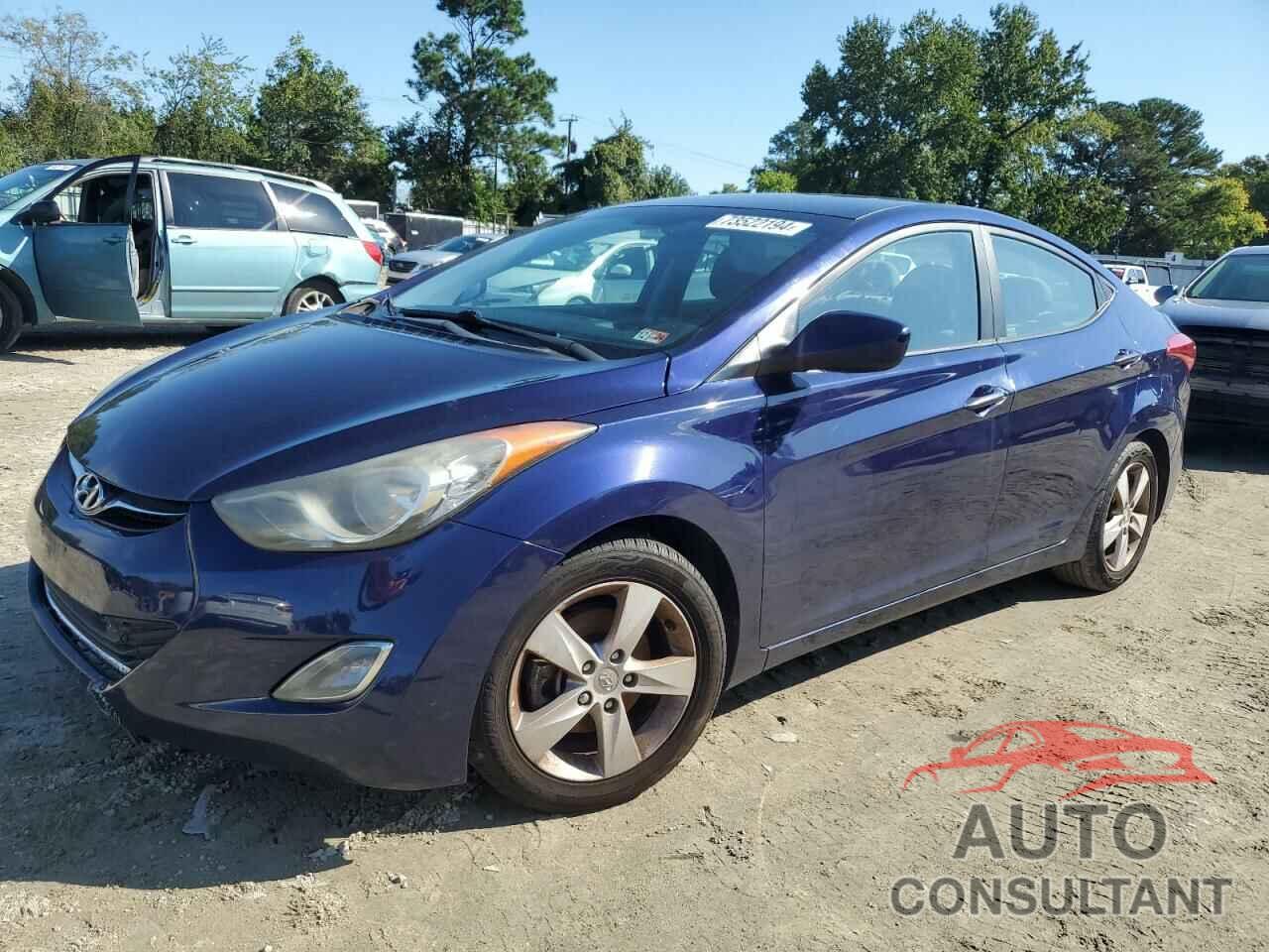 HYUNDAI ELANTRA 2013 - 5NPDH4AE8DH335138