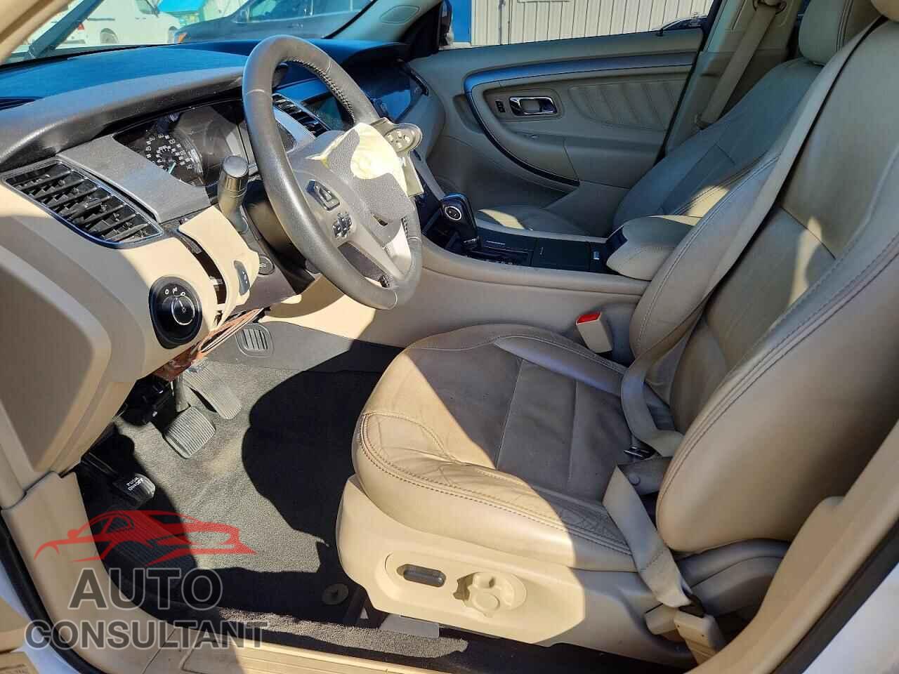FORD TAURUS 2016 - 1FAHP2E84GG142769