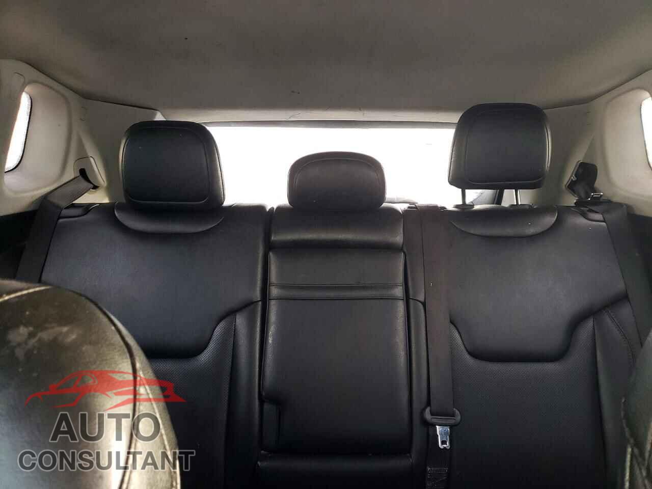 JEEP COMPASS 2019 - 3C4NJDCB7KT689385