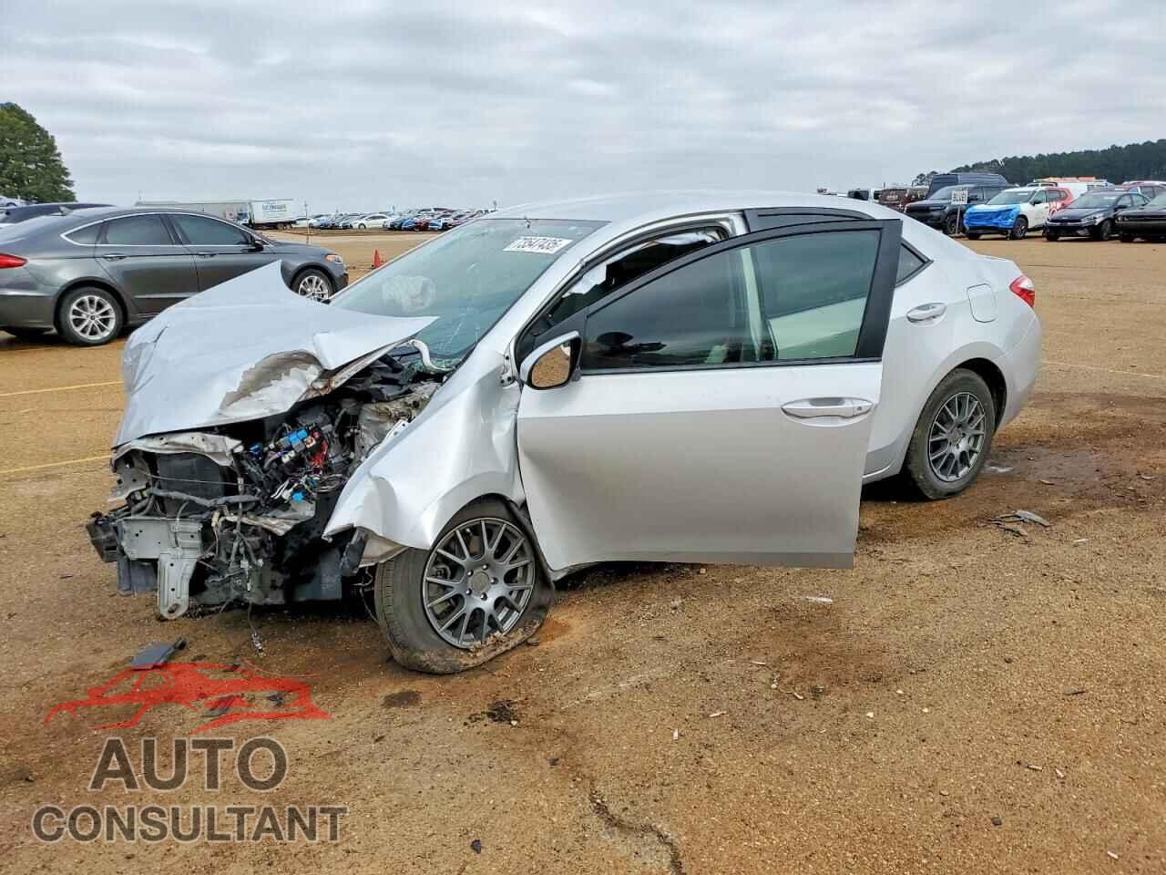 TOYOTA COROLLA 2015 - 2T1BURHEXFC477325