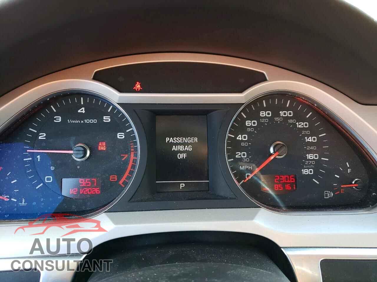 AUDI A6 2011 - WAUFGAFB2BN063687