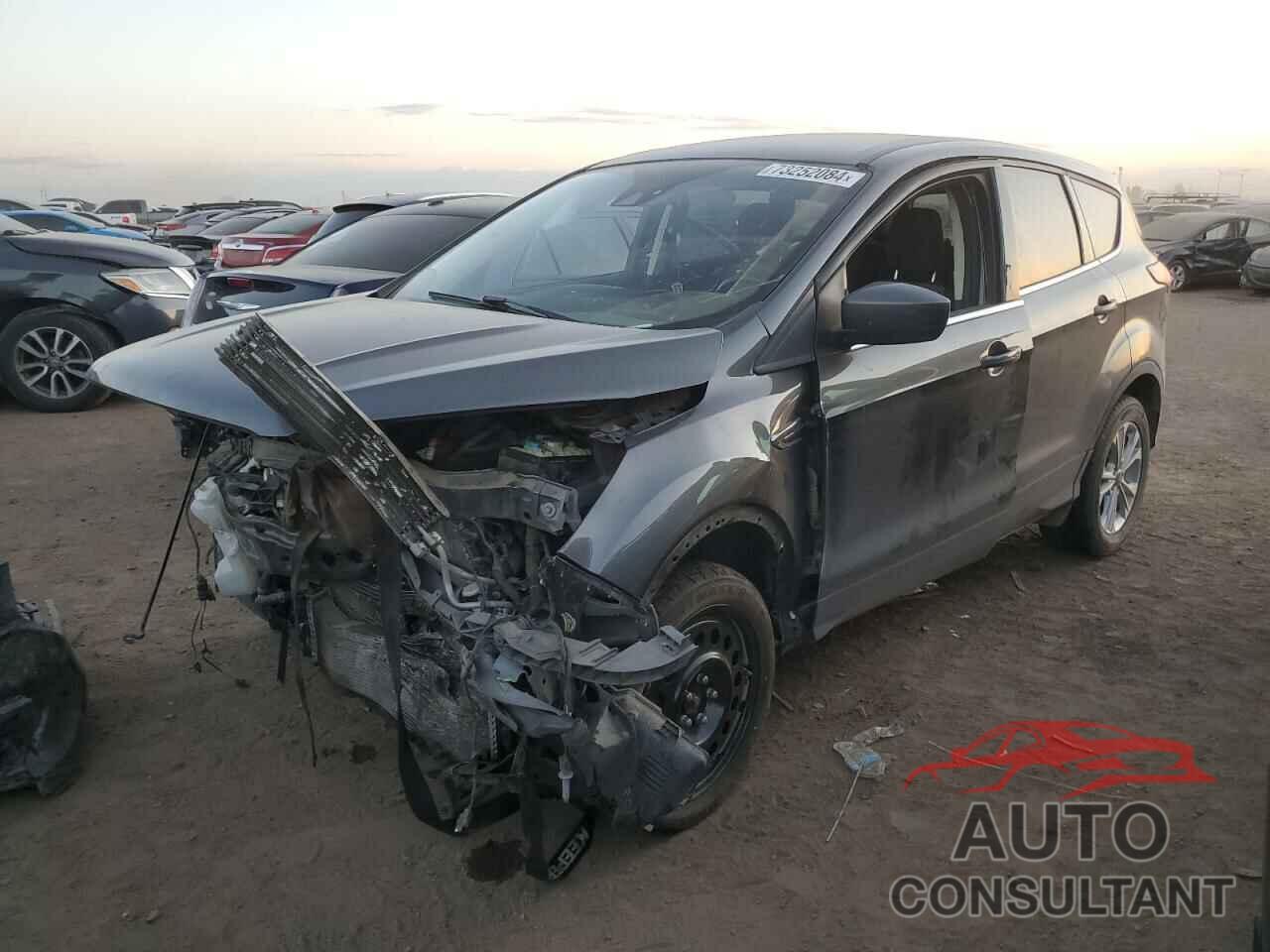 FORD ESCAPE 2019 - 1FMCU9GD1KUB32741