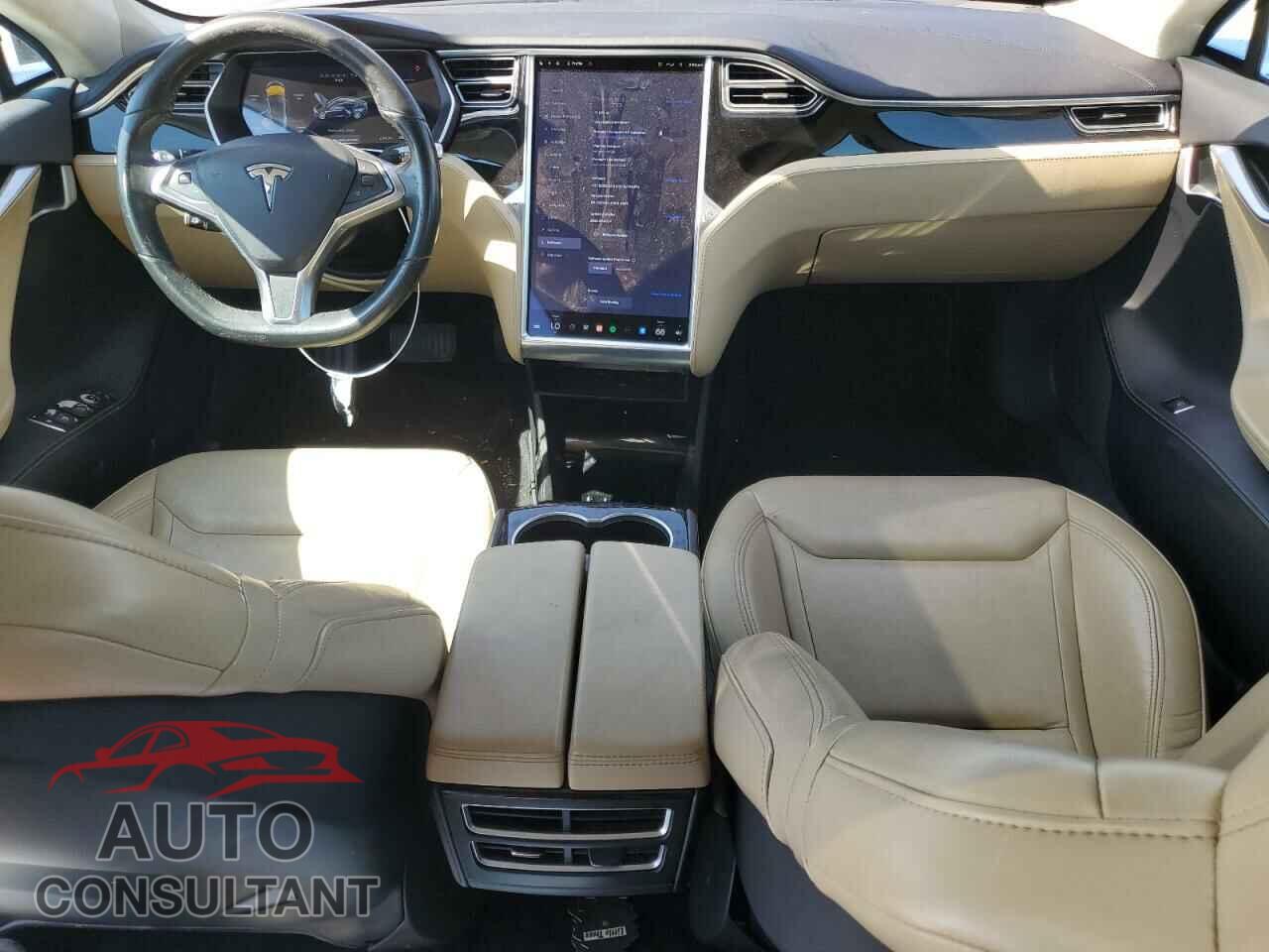TESLA MODEL S 2015 - 5YJSA1E11FF118307