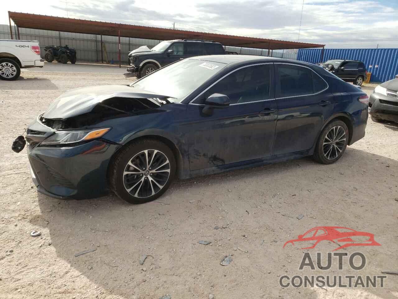 TOYOTA CAMRY 2018 - 4T1B11HK5JU578229