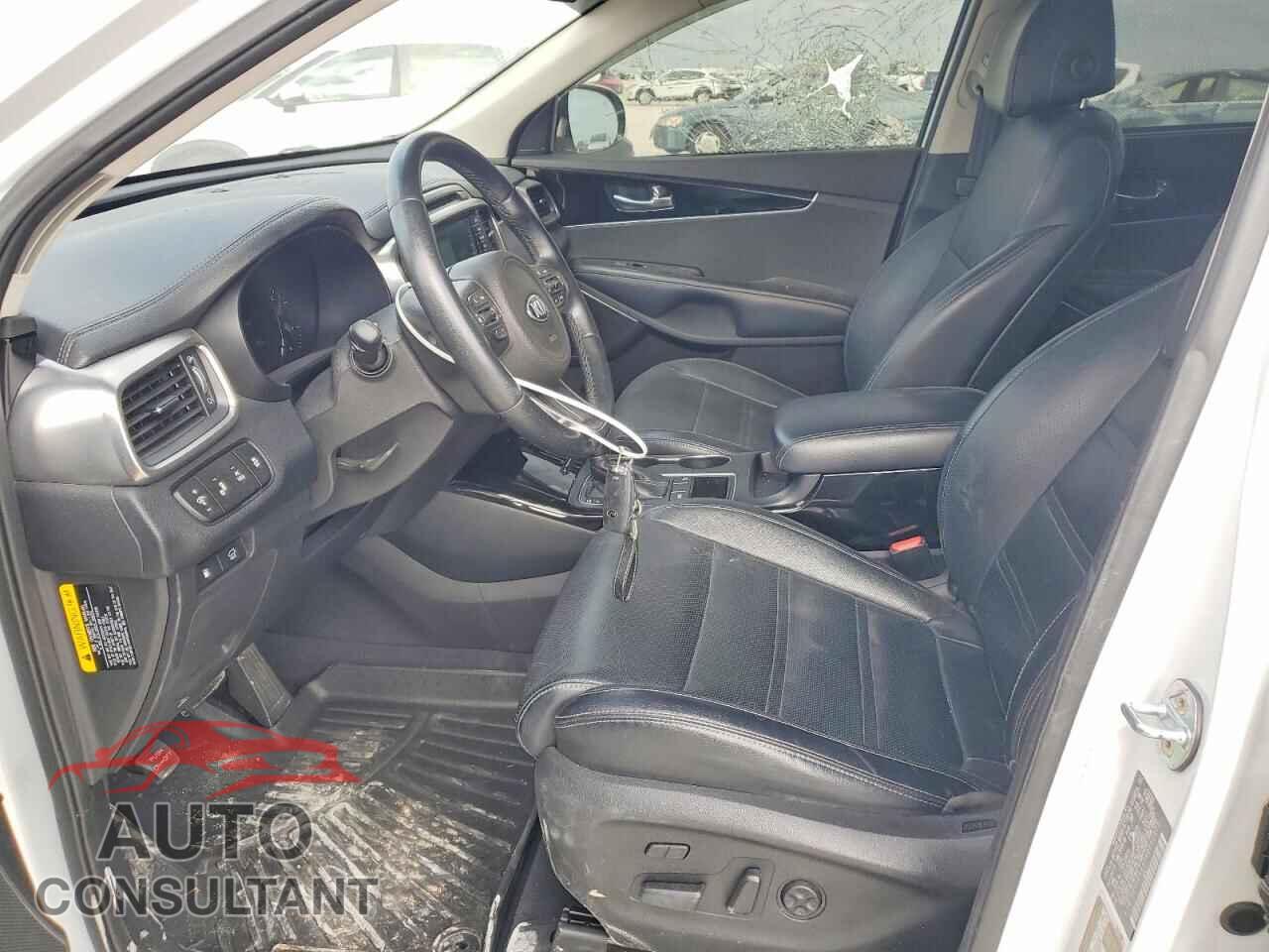 KIA SORENTO 2017 - 5XYPK4A53HG252373
