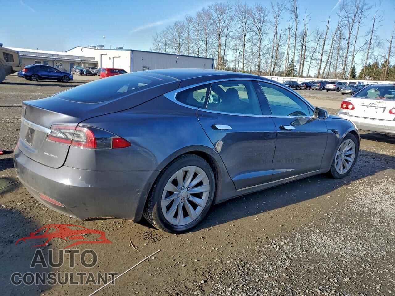 TESLA MODEL S 2019 - 5YJSA1E2XKF313177