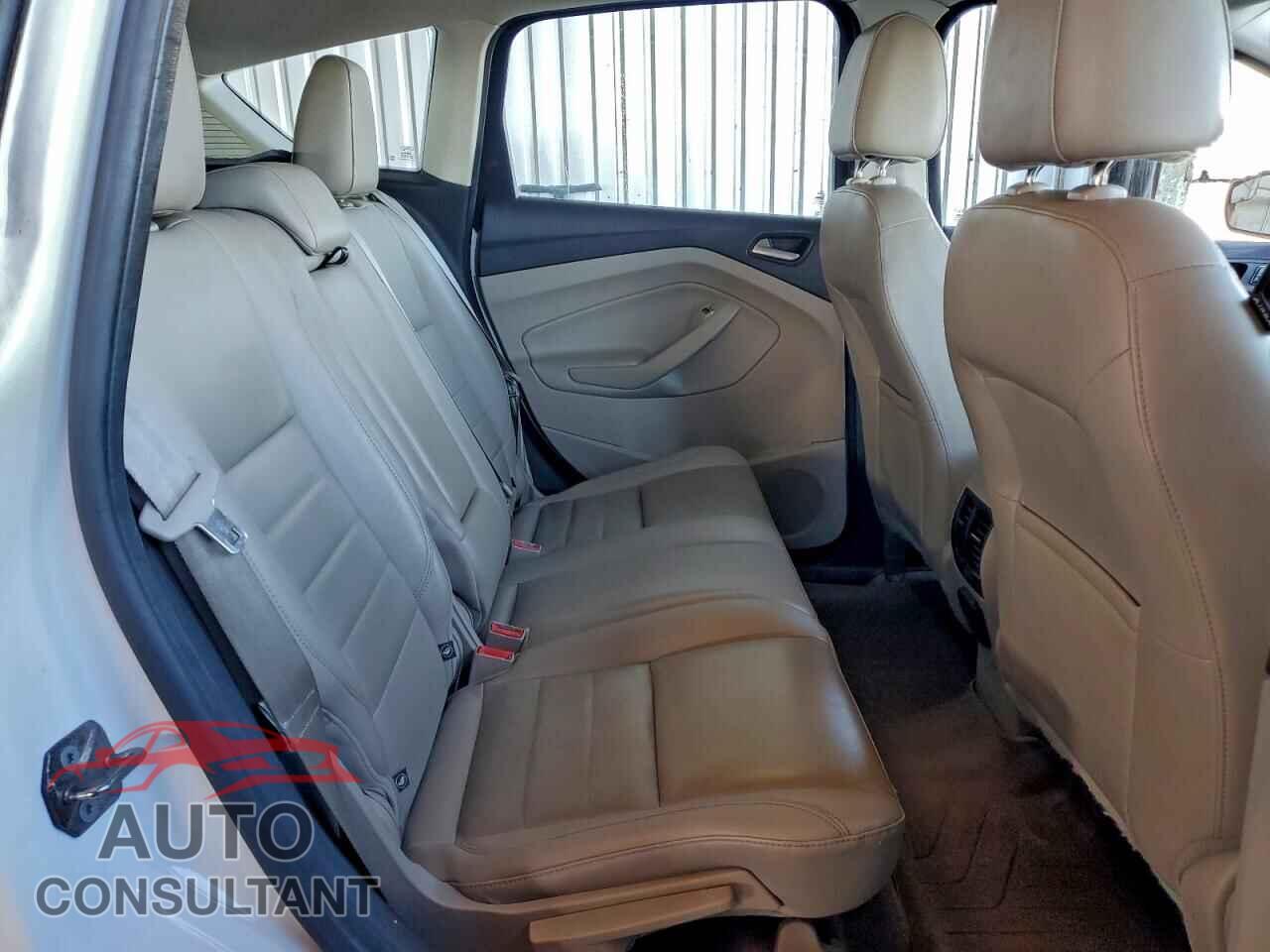 FORD CMAX 2014 - 1FADP5CU9EL521223