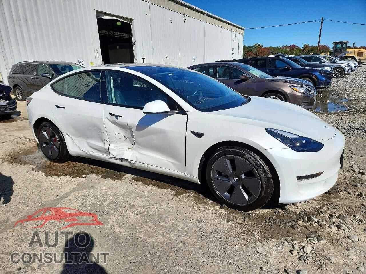 TESLA MODEL 3 2023 - 5YJ3E1EAXPF640895