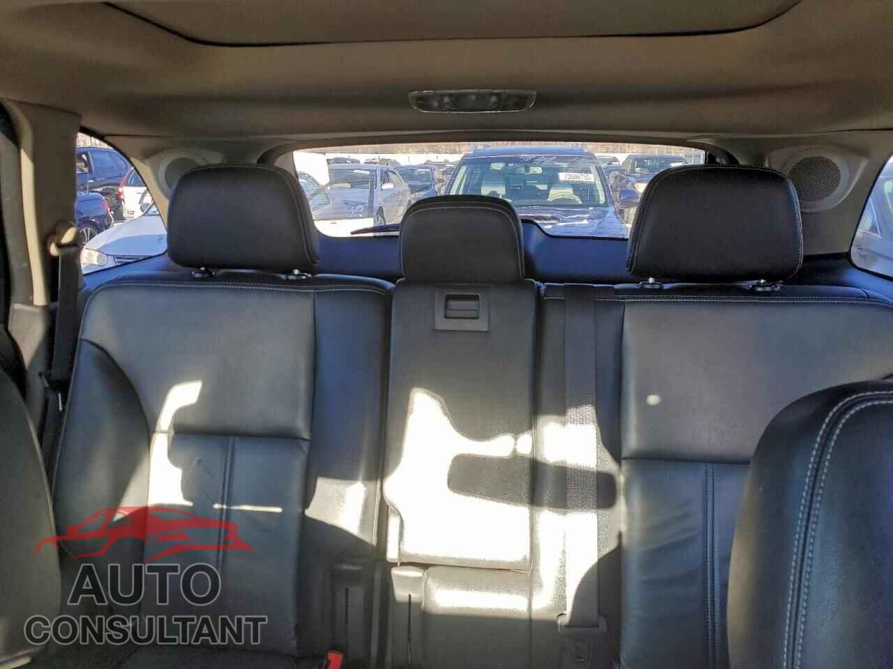 FORD EDGE 2011 - 2FMDK3AK8BBA32544