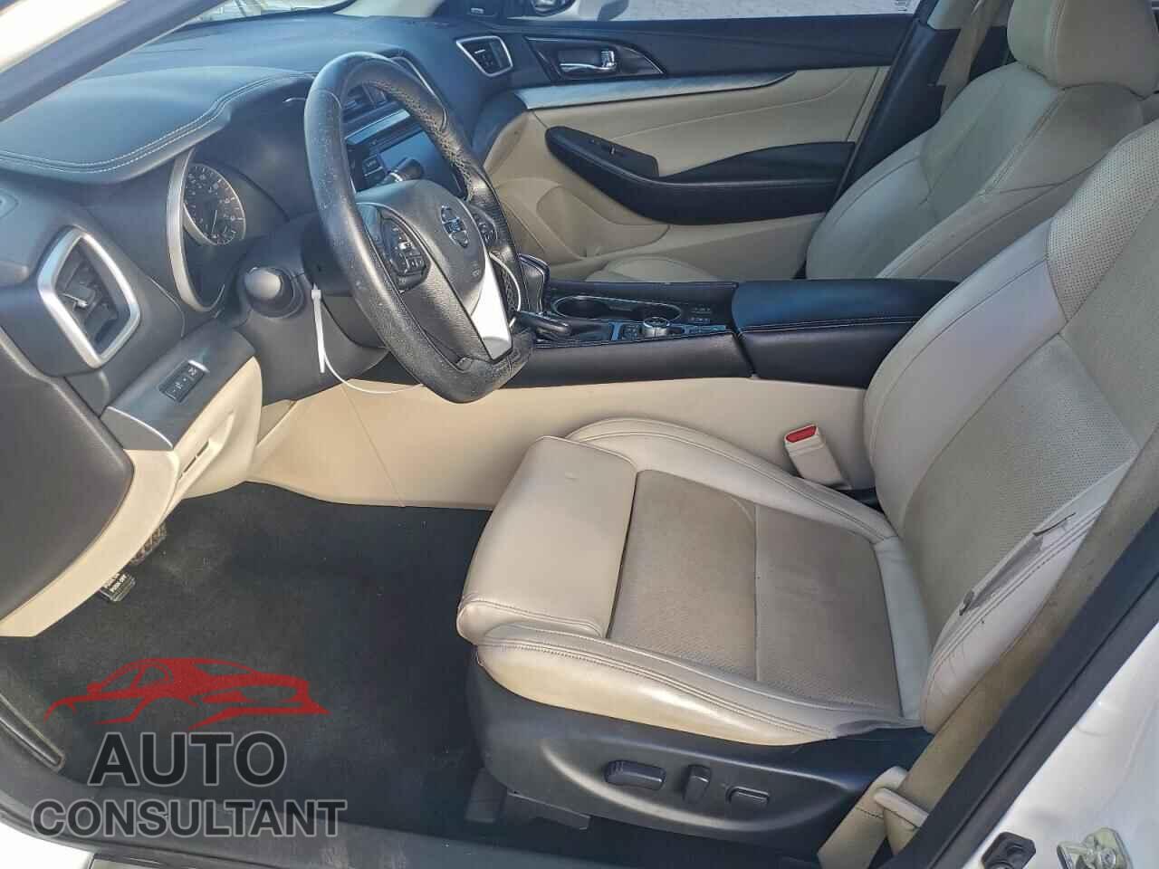 NISSAN MAXIMA 2017 - 1N4AA6AP1HC389067