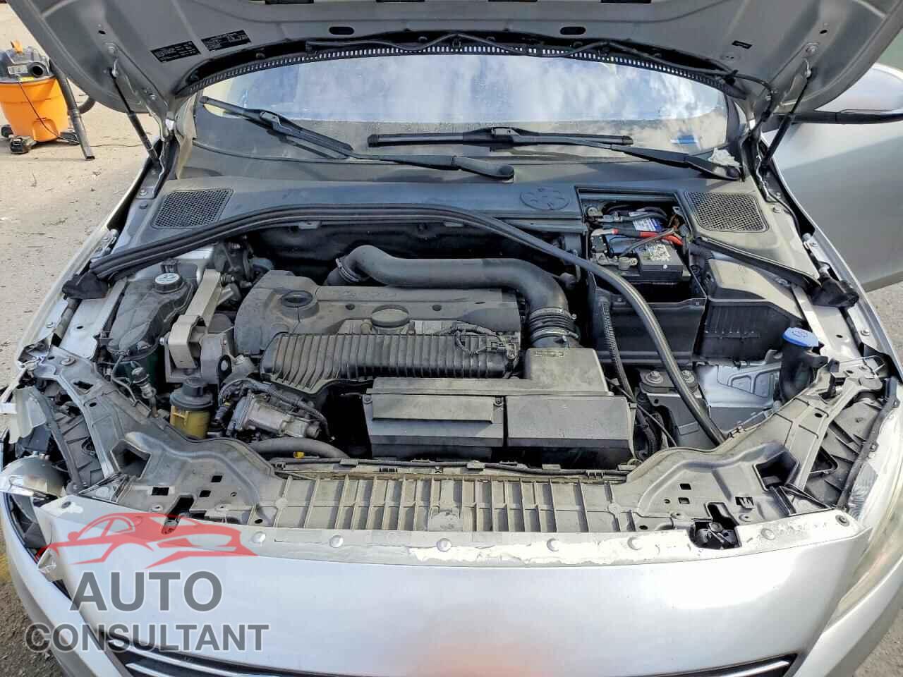 VOLVO S60 2014 - YV1612FS4E1285910