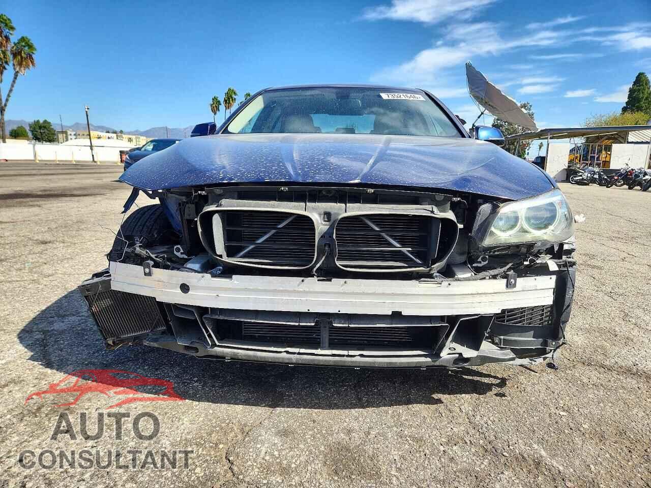 BMW 5 SERIES 2015 - WBA5A5C52FD524675