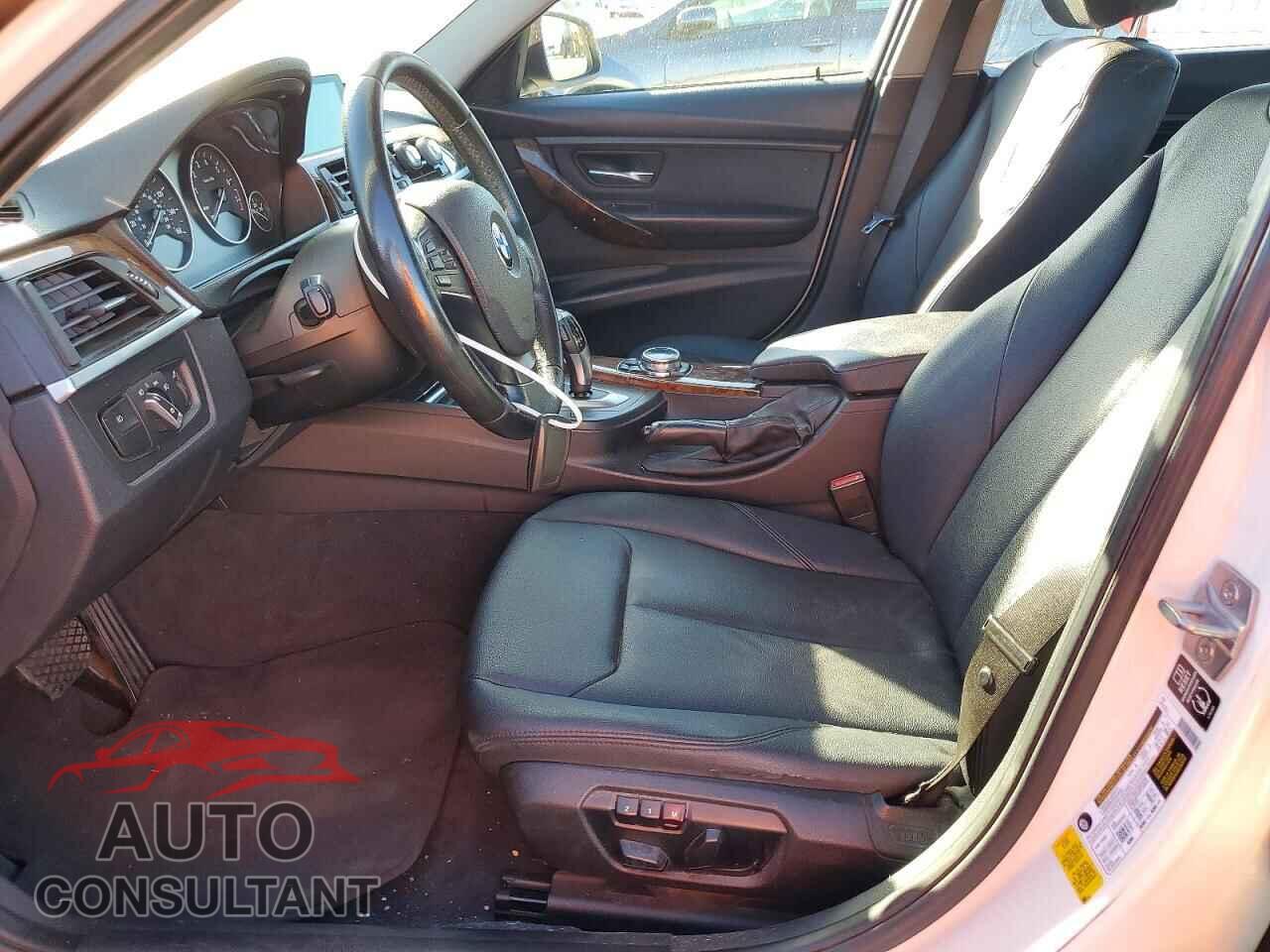 BMW 3 SERIES 2014 - WBA3B1C52EPV79251
