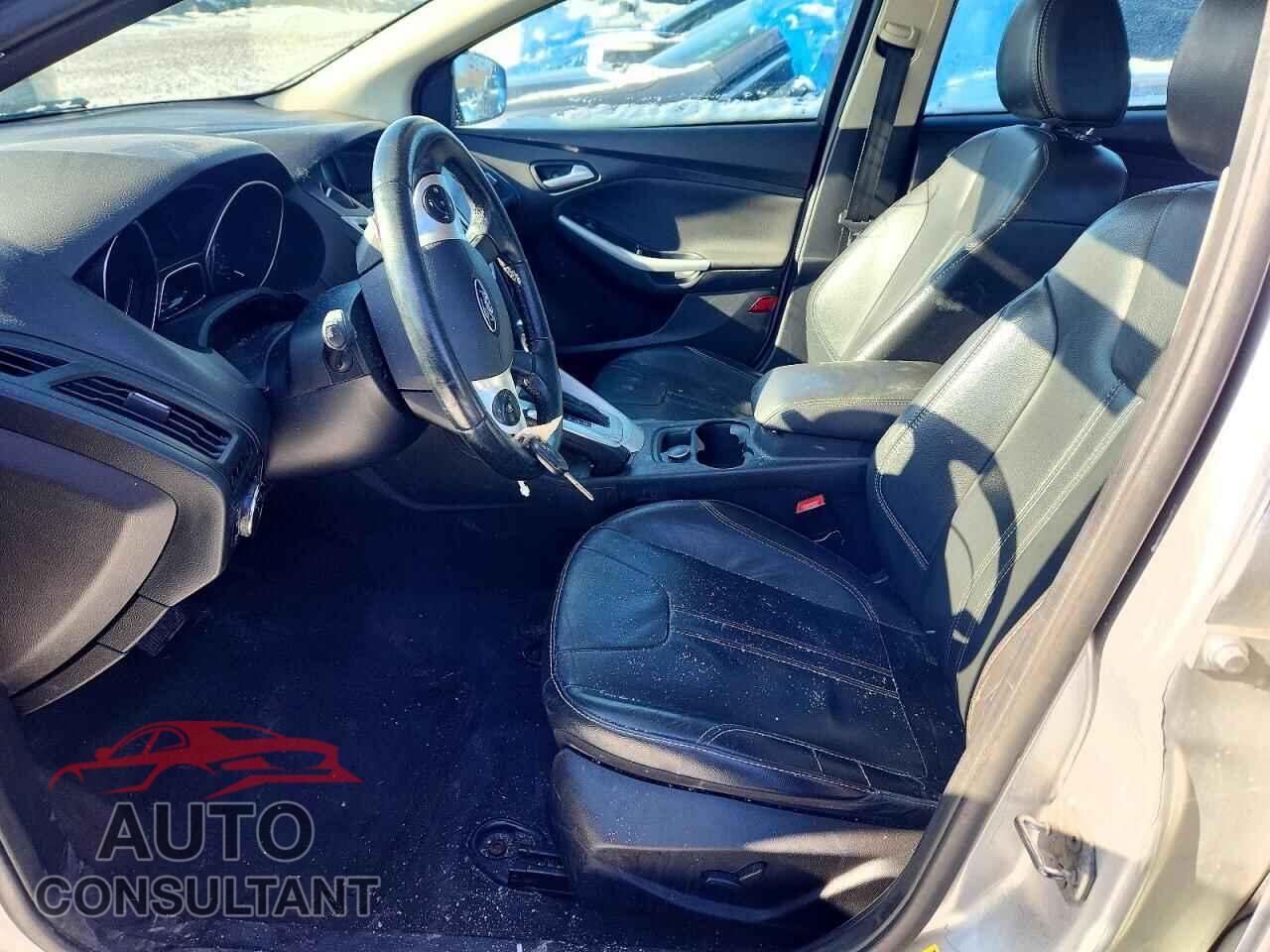 FORD FOCUS 2014 - 1FADP3F27EL127900