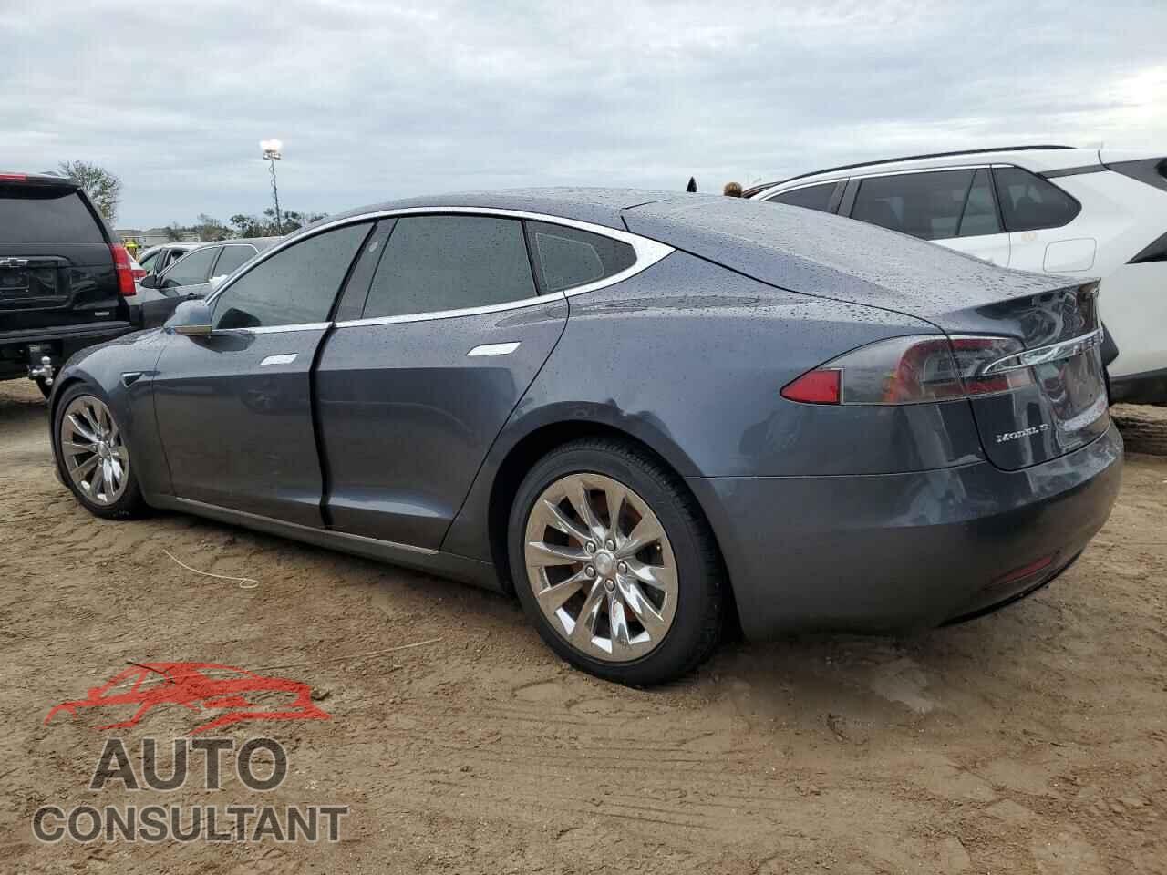 TESLA MODEL S 2017 - 5YJSA1E2XHF194720