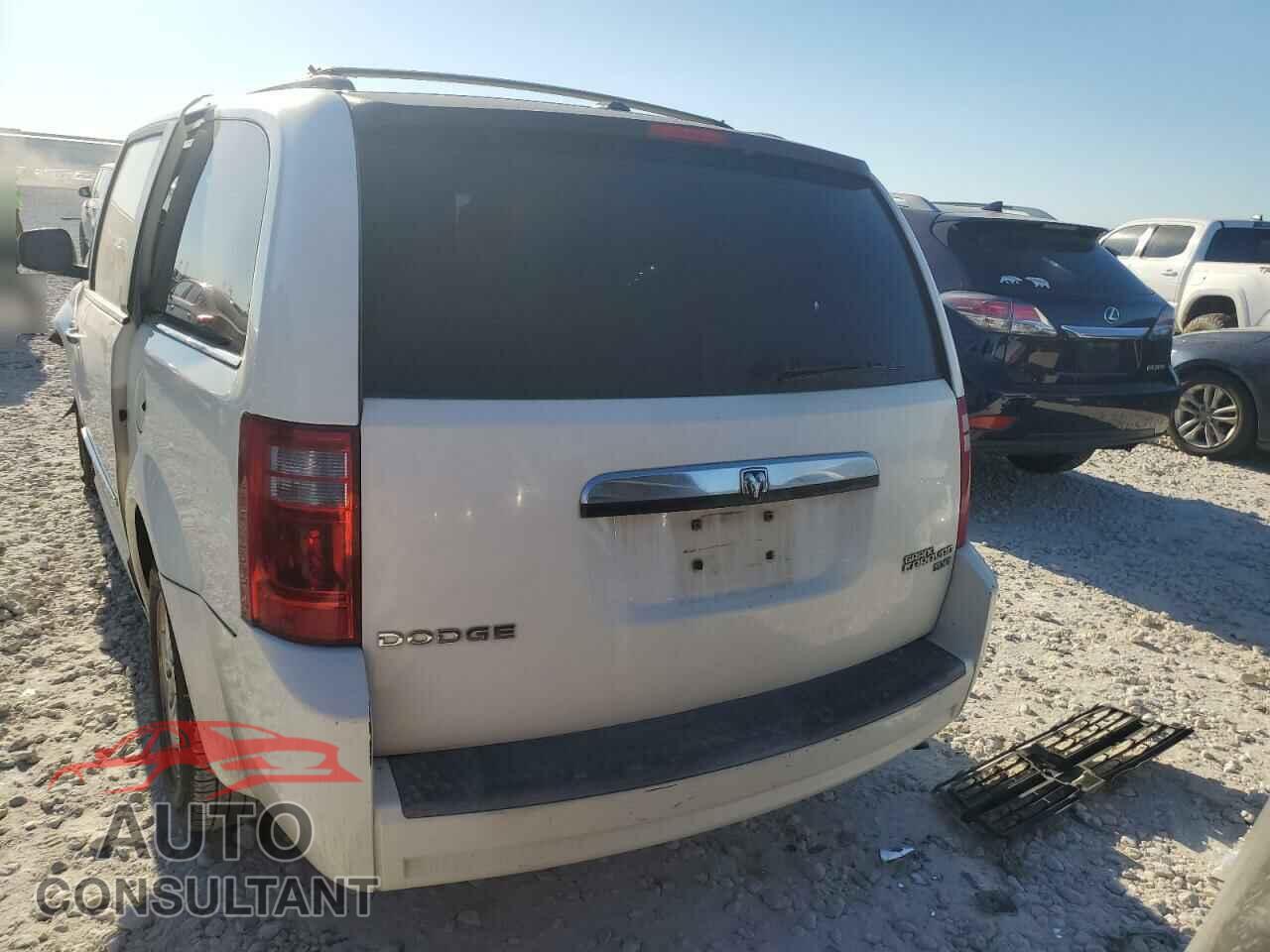 DODGE CARAVAN 2010 - 2D4RN5D11AR100210