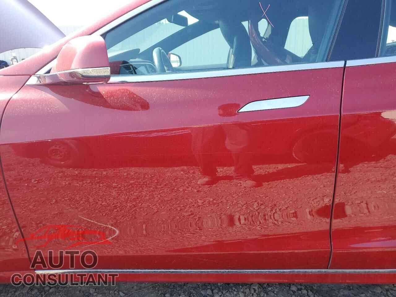 TESLA MODEL S 2016 - 5YJSA1E21GF174564