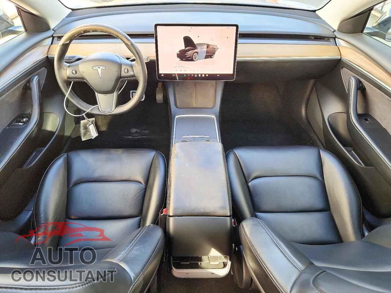TESLA MODEL 3 2022 - 5YJ3E1EA9NF303888