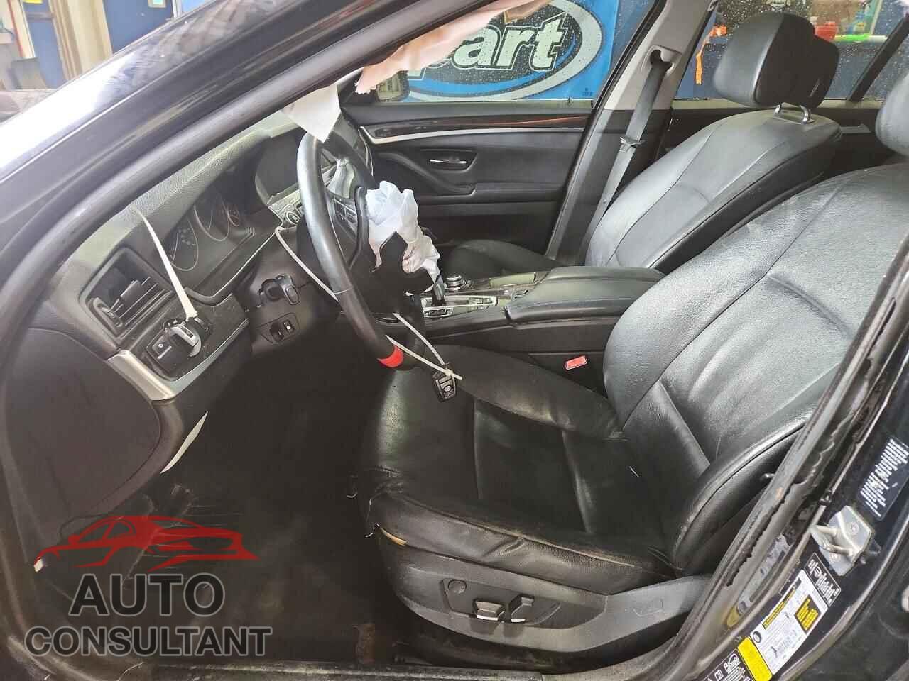 BMW 5 SERIES 2012 - WBAFU7C5XCDU64678