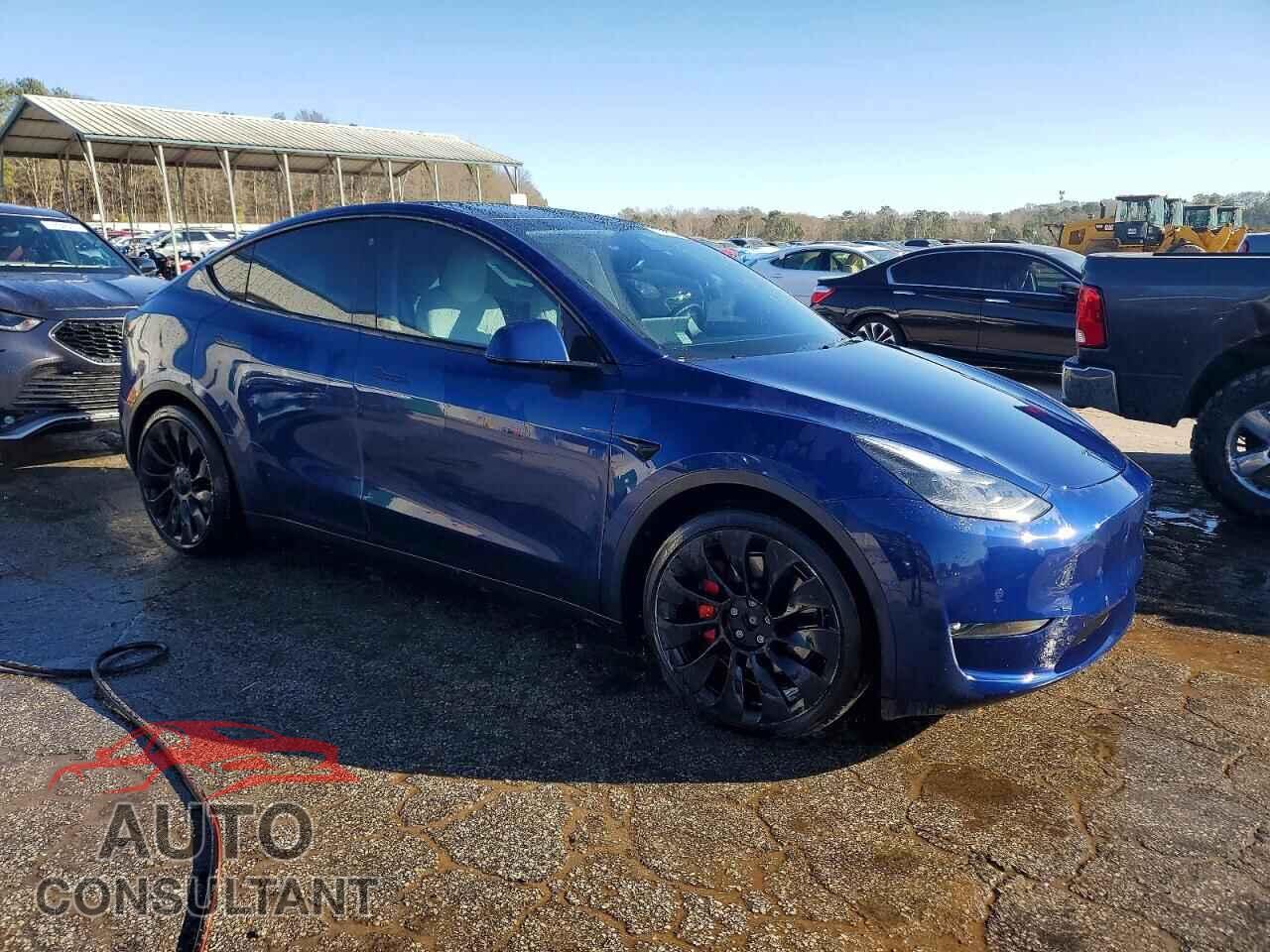 TESLA MODEL Y 2021 - 5YJYGDEF0MF201875