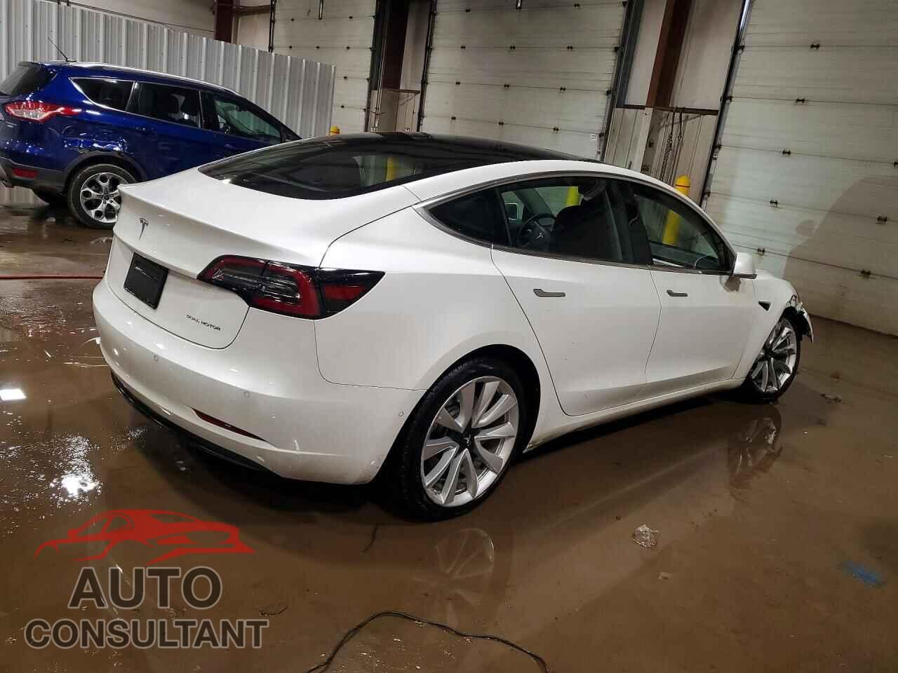 TESLA MODEL 3 2020 - 5YJ3E1EBXLF621069