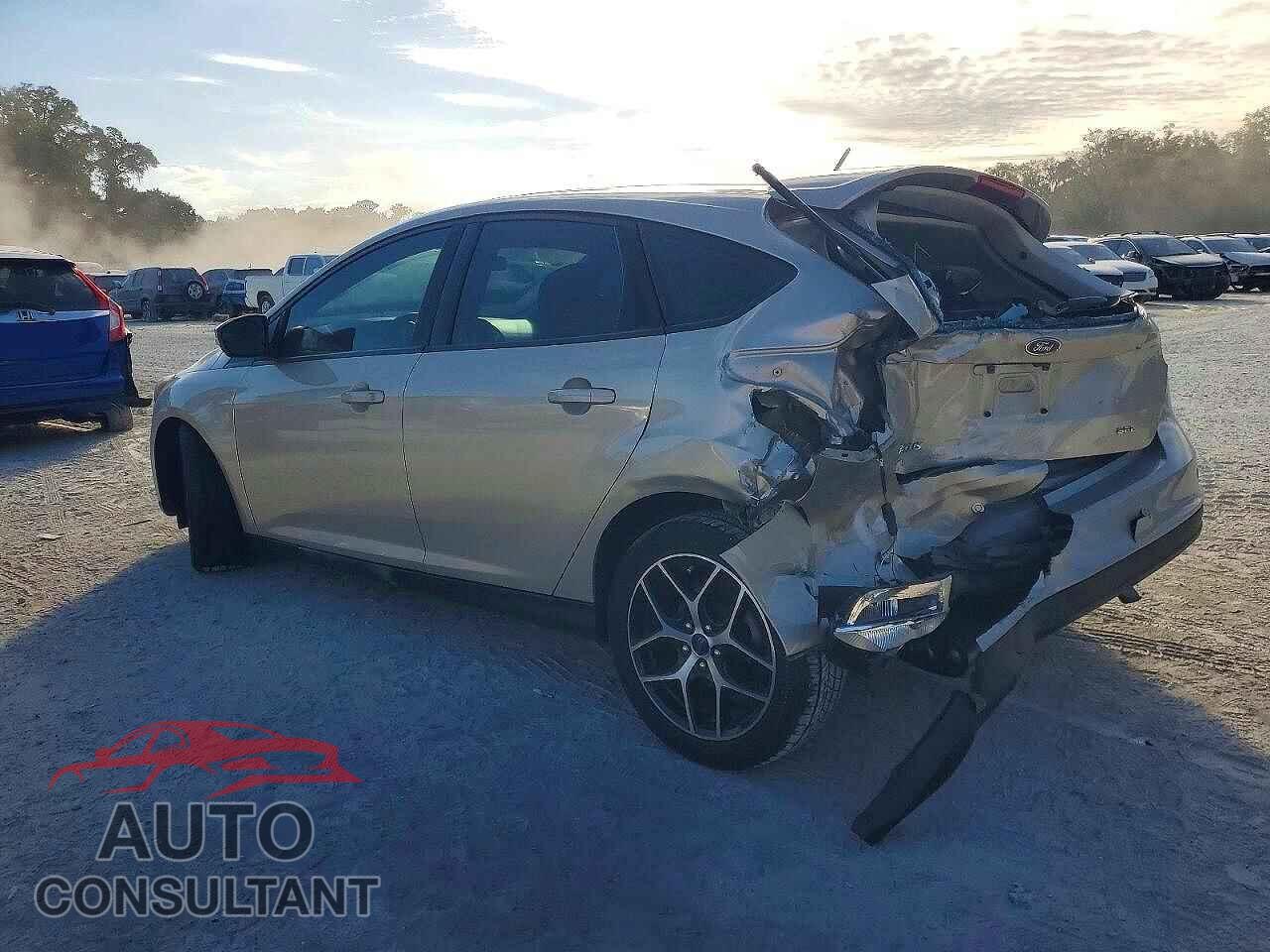 FORD FOCUS 2017 - 1FADP3M21HL262443