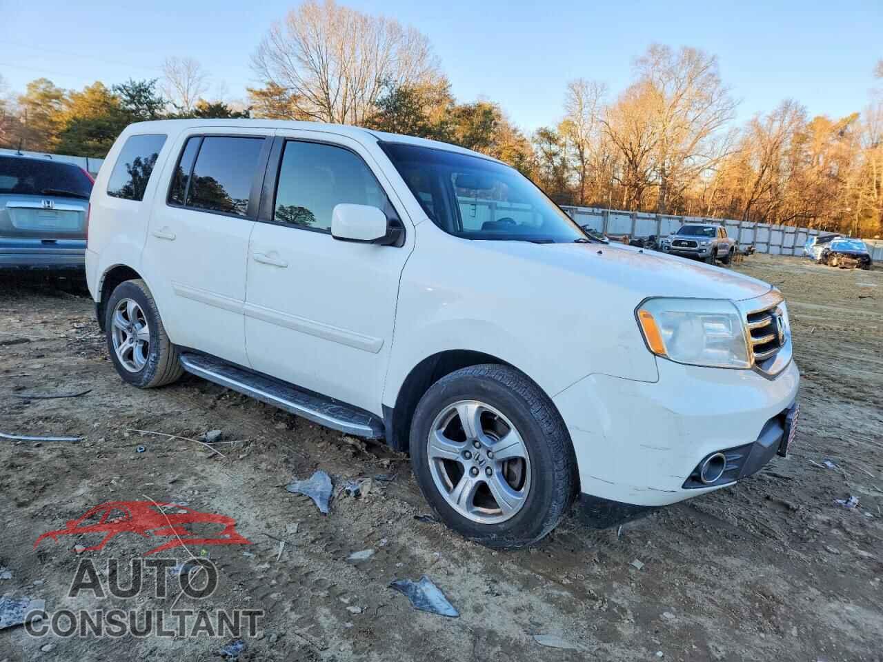 HONDA PILOT 2013 - 5FNYF4H51DB039003