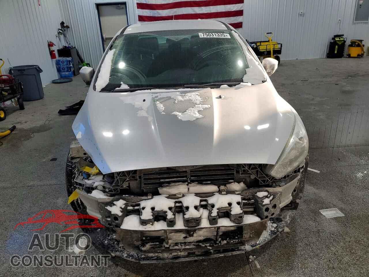 FORD FOCUS 2016 - 1FADP3F28GL365970