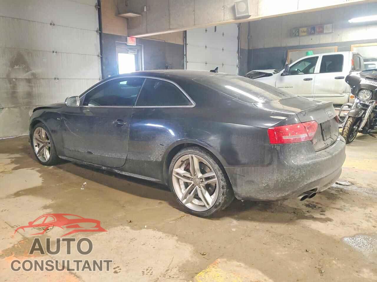 AUDI S5/RS5 2011 - WAUGVAFR1BA000918