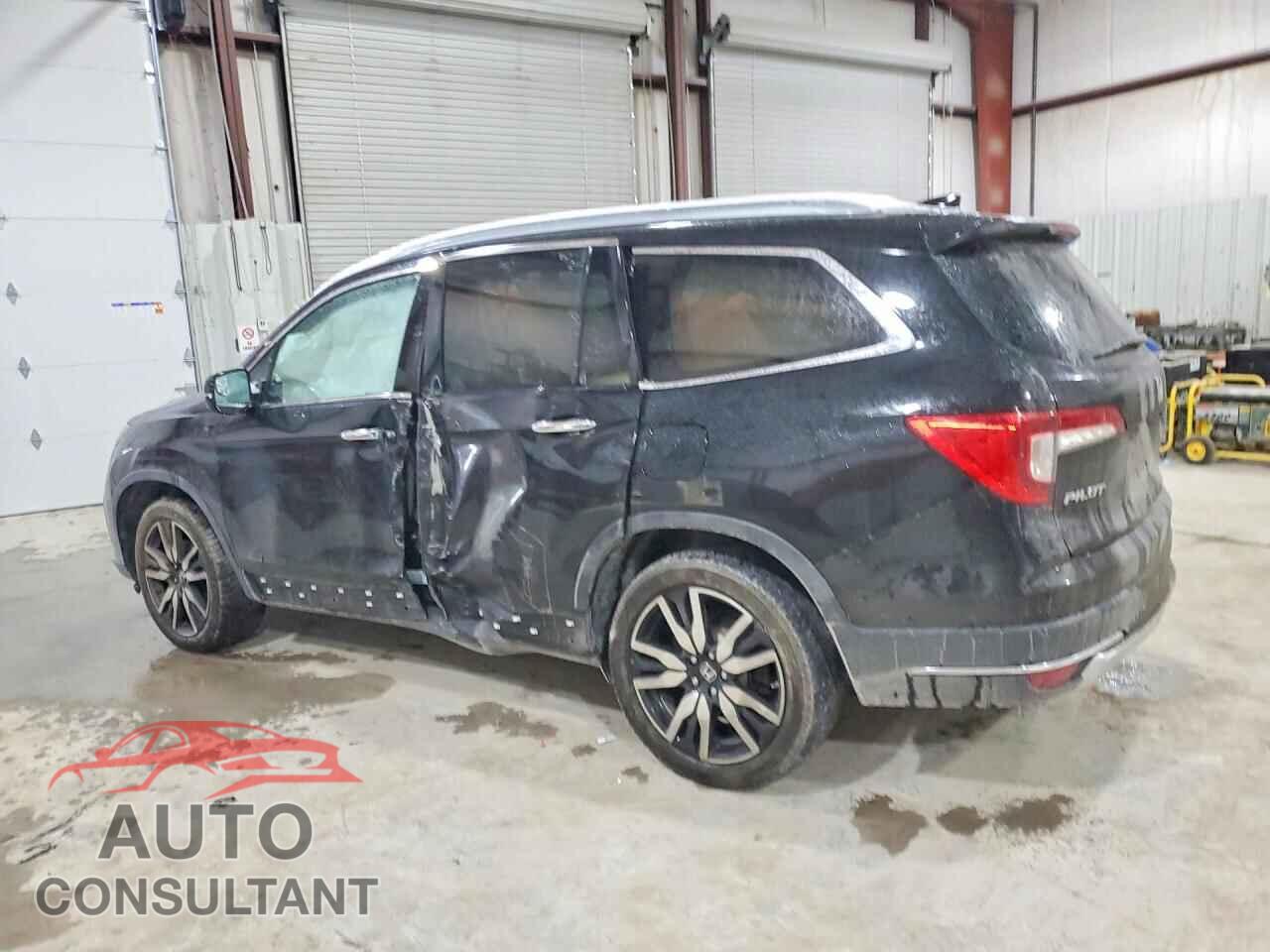 HONDA PILOT 2019 - 5FNYF6H00KB005115